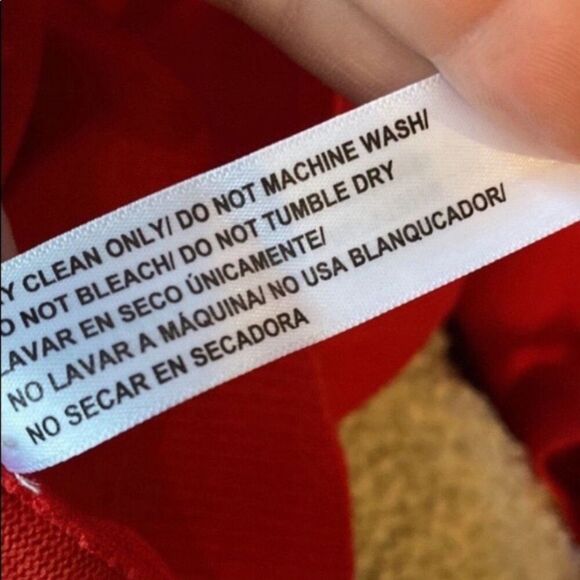 Maree Pour Toi Red Scalloped Hem Sweater NWT Plus Size 12/14 Soft Knit Holiday - Picture 9 of 9